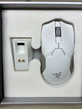 Razer Viper Ultimate Wireless Gaming Mouse White With Dock Only NO CORD OR USB